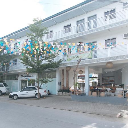 Reddoorz At Fat J Apartelle Mactan Cebu Buitenkant foto