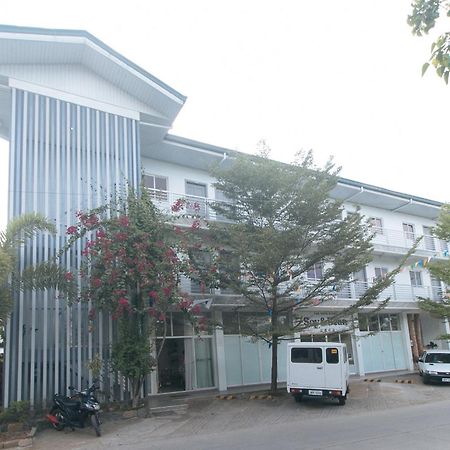Reddoorz At Fat J Apartelle Mactan Cebu Buitenkant foto